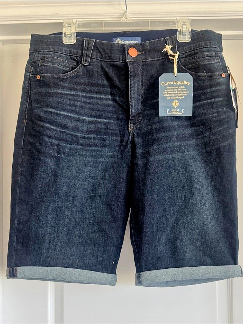 Democracy Ab”solution Curve Equality Stretch Denim Cuffed Shorts Cuffed Denim NW